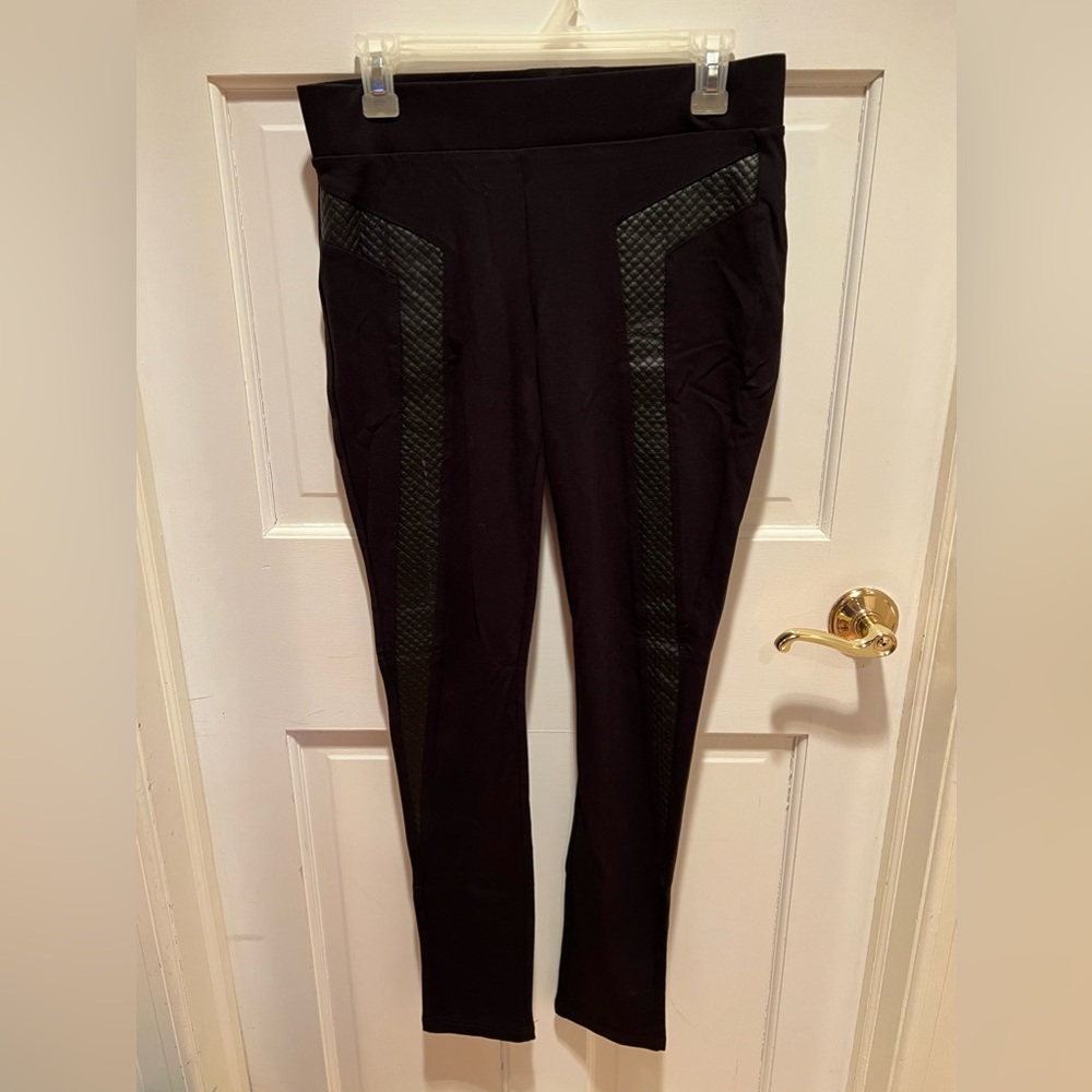 Boom Boom Jeans Black Textured Leggings - Size Large